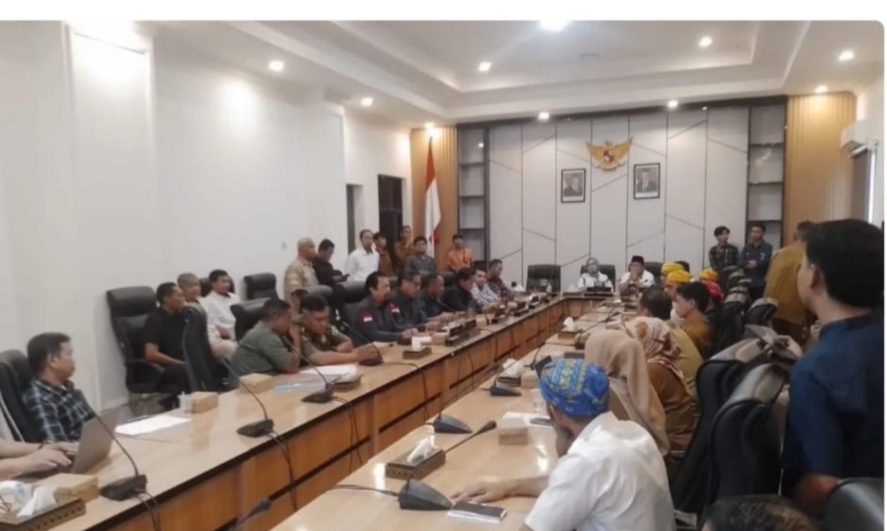 PT CPM Mangkir dari RDP DPRD Sulteng, Aspirasi Warga Poboya Soal Tambang Emas Tak Terjawab