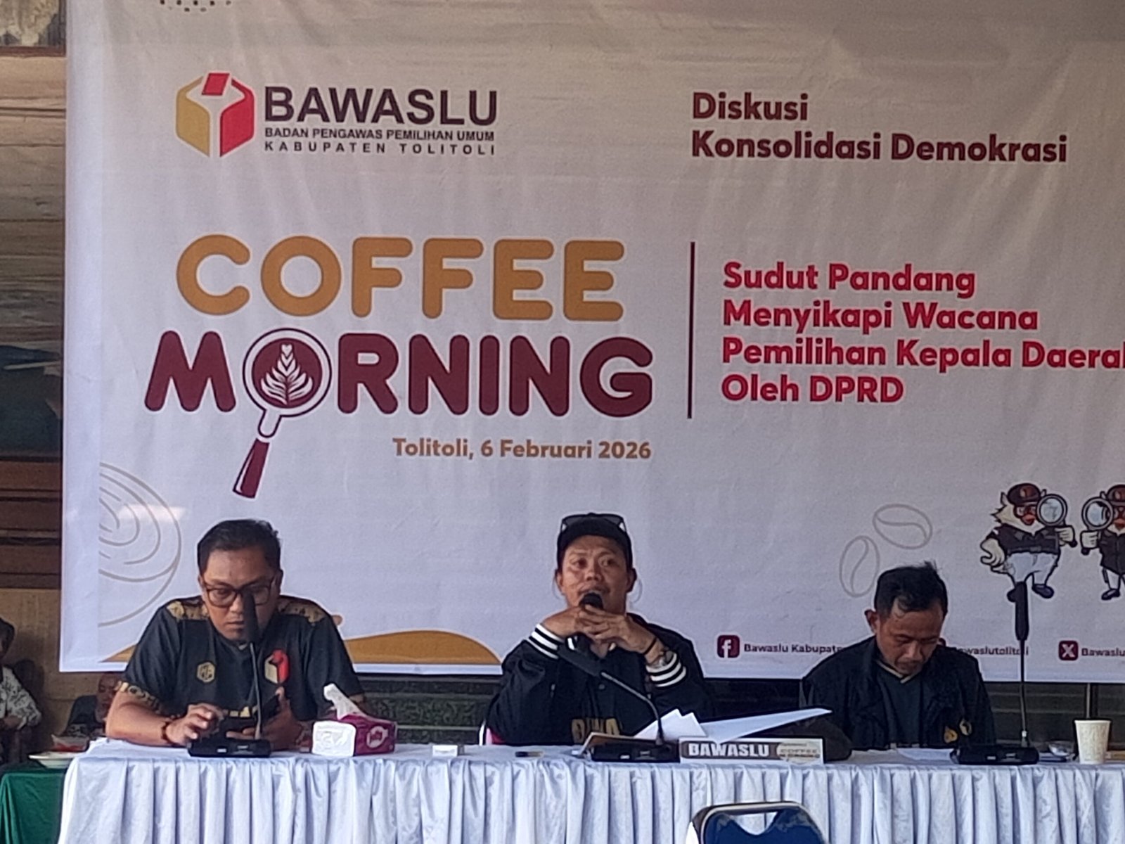 Diskusi Konsolidasi Demokrasi, Bawaslu Tolitoli Bahas Wacana Pilkada Dipilih DPRD