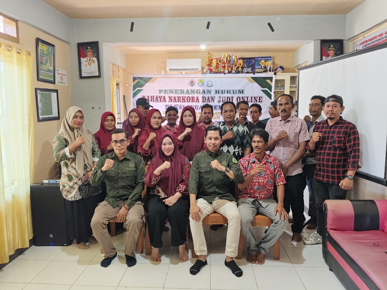 Kejari Tolitoli Edukasi Bahaya Narkoba dan Judi Online di Desa Bajugan, Pemuda Diajak Jadi Garda Pencegahan